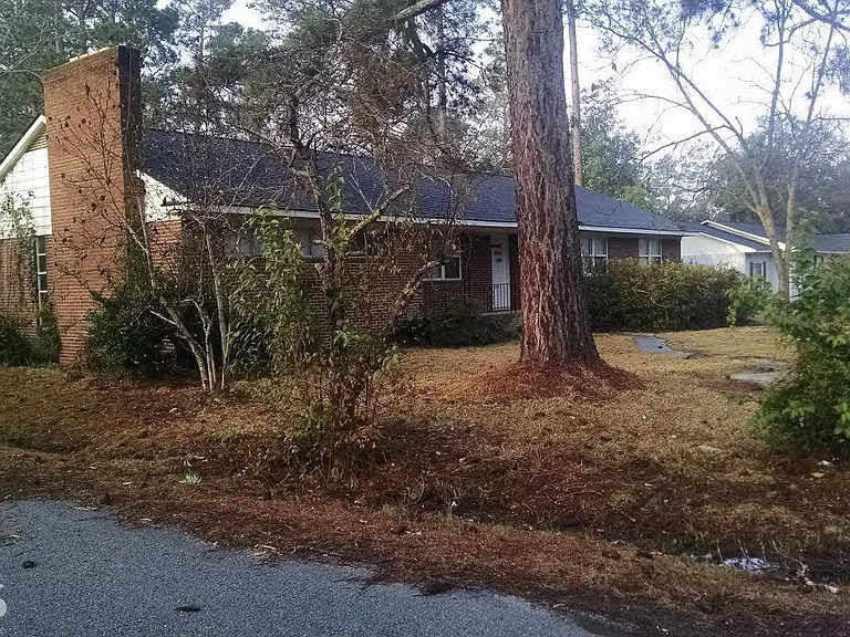 206 Marvin Ave — Photo 1
