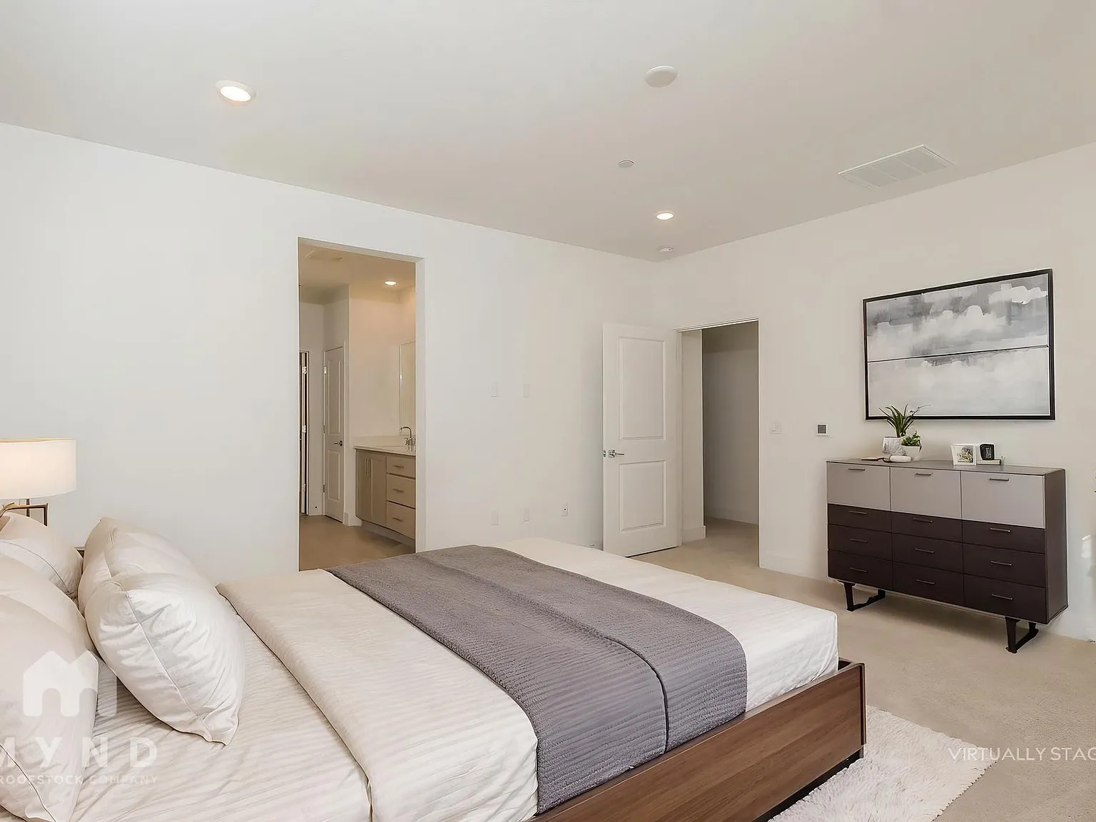 4 bed, 3.0 bath, 2151 sqft, $3,099 — Photo 3