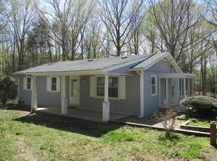 50 Milden Rd, Farmville, VA 23901