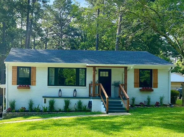 1981 Shalimar Dr, Atlanta, GA 30345