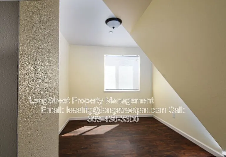 1960 NW Taylor Ave #101 — Photo 22