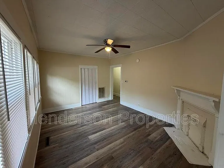 533 Stockton St — Photo 6