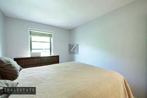 Rented by ZealEstate Group Inc | media 40