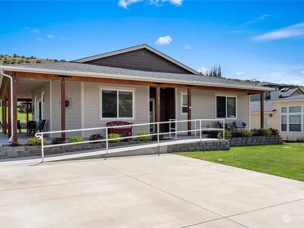 470 W Emerson Drive, Orondo, WA 98843