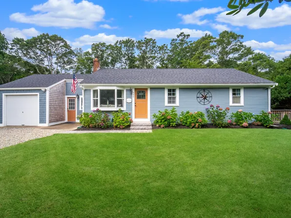 495 Santuit Newtown Road, Marstons Mills, MA 02648
