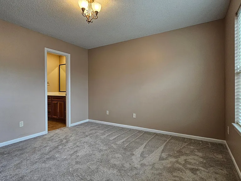 7831 W 158th Ct — Photo 16