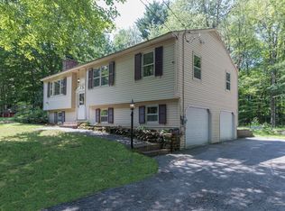 8 Wildbrook Ln, Standish, ME 04084