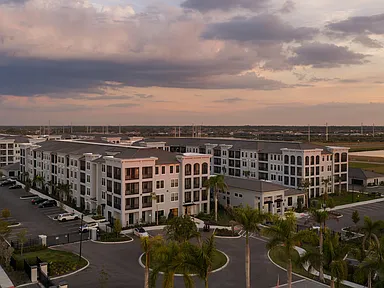 Maren Apartments