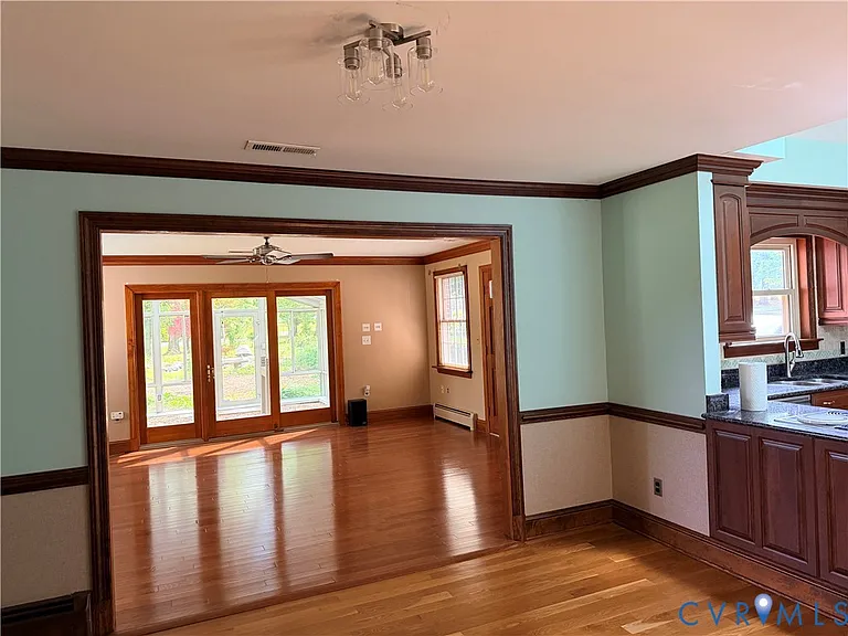 5970 Springfield Rd — Photo 5