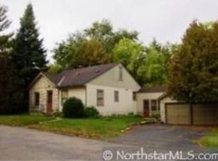 3320 Birch Pl, Minnetonka, MN 55305