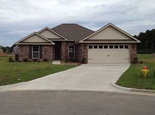 137 Lyons Rd, Owens Cross Roads, AL 35763