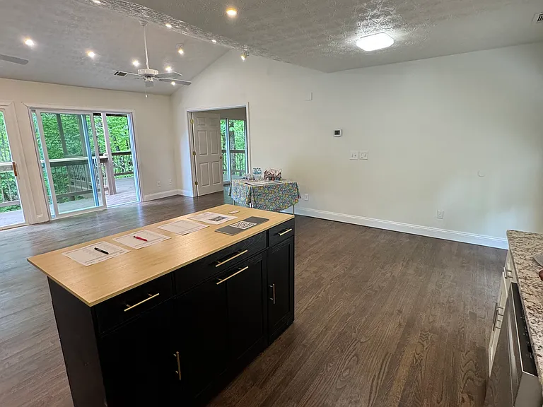 1512 Upper Sassafras Pkwy — Photo 14