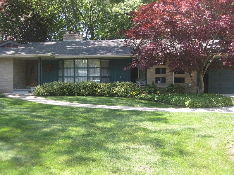 1st image of 414 Patricia St