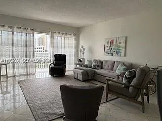 300 Bayview Dr #707 — Photo 13