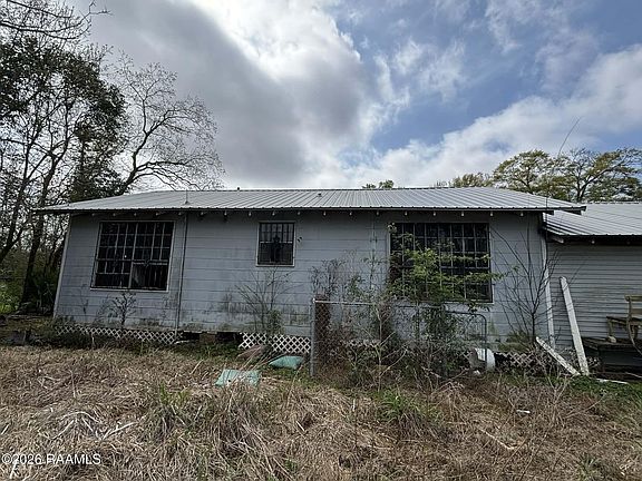 2nd image of 5151 Hollywood St