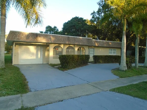 757 Dellena Ln, Fort Myers, FL 33905