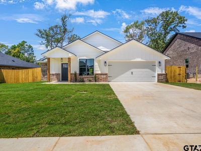 16322 Crossing Cir, Lindale, TX, 75771