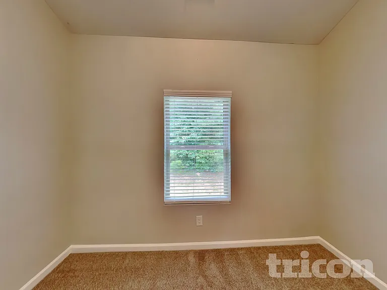 456 Clematis Ct — Photo 11