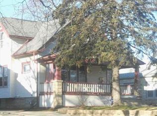 2163 S 84th St, West Allis, WI 53227