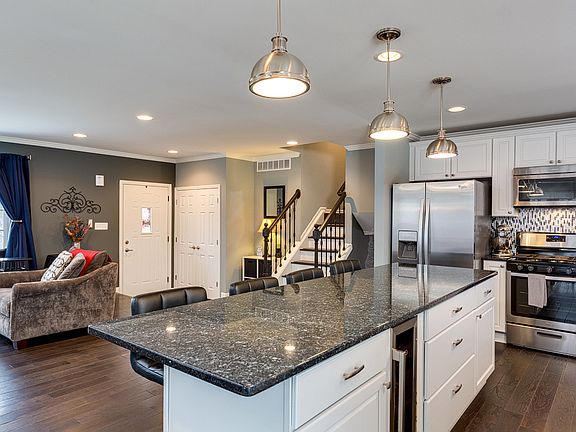 5th image of 7659 Bircklan Dr