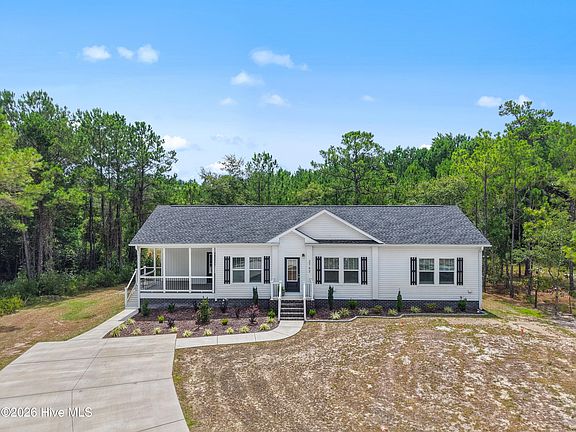 3rd image of 2762 Emily Lane SW