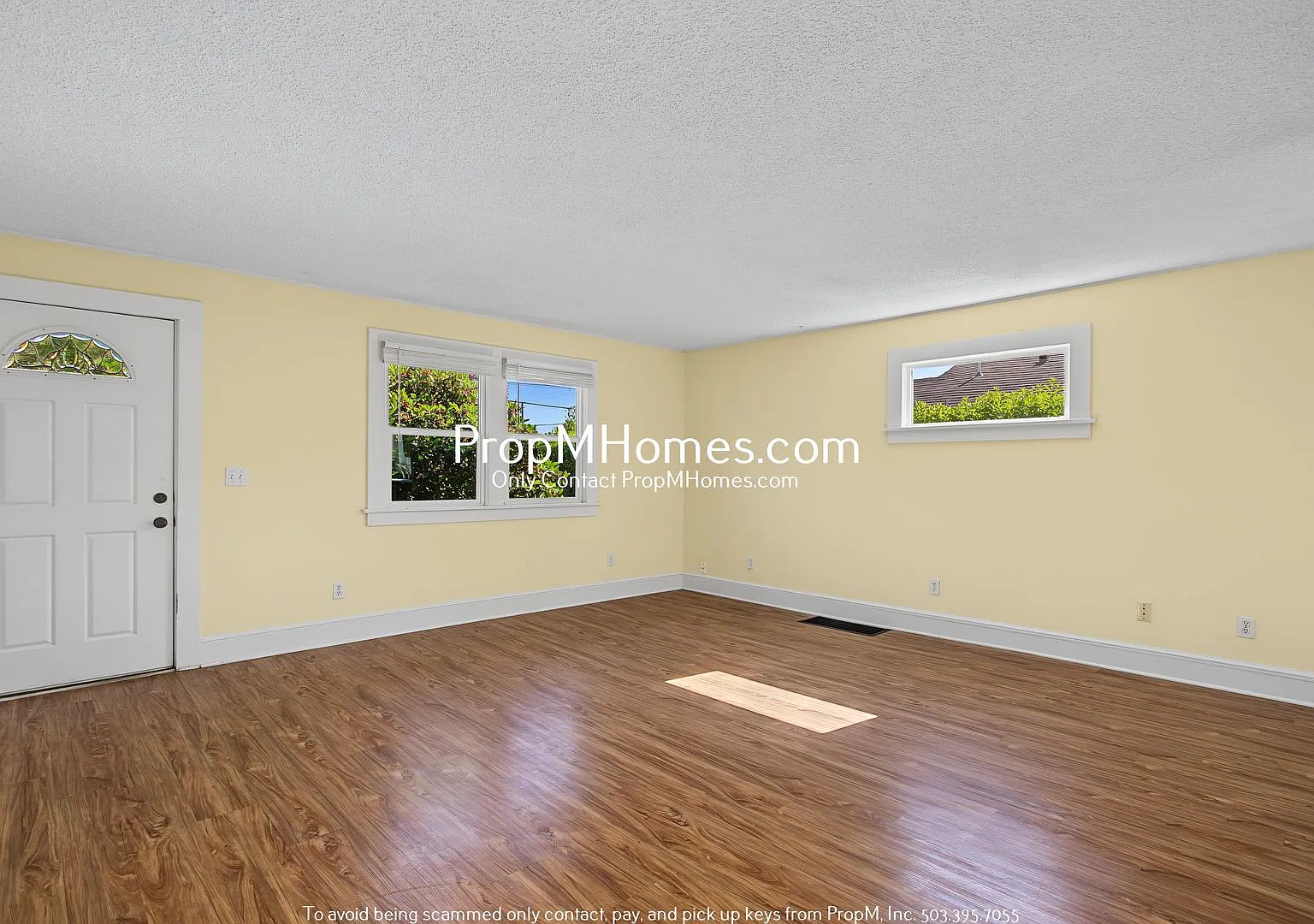Two Bedroom Bungalow in NE Portland! — Photo 4