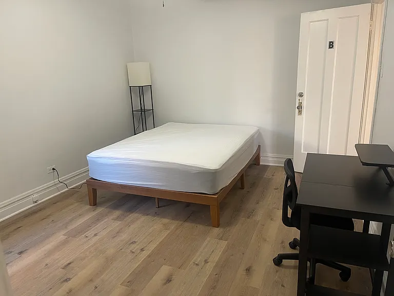 2714 W Ainslie St #2 — Photo 19