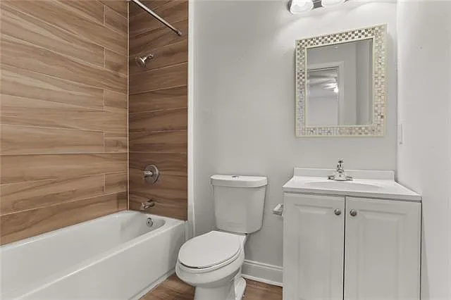 801 Austerlitz St #B — Photo 7