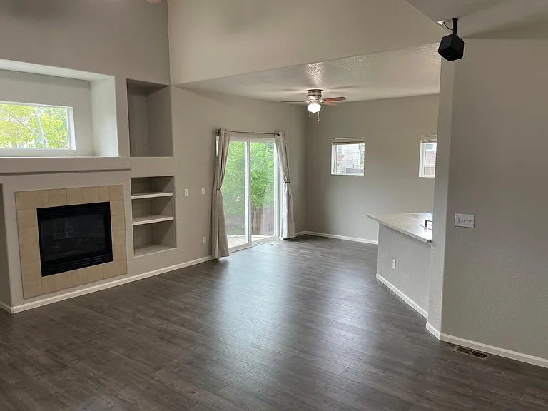 206 Cherry St — Photo 9
