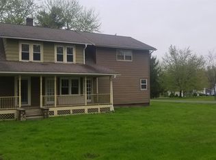 11 Fourth St APT 2, Gardiner, NY 12525