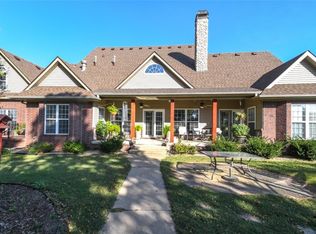 302 Spring Creek Rd, Lowell, AR 72745