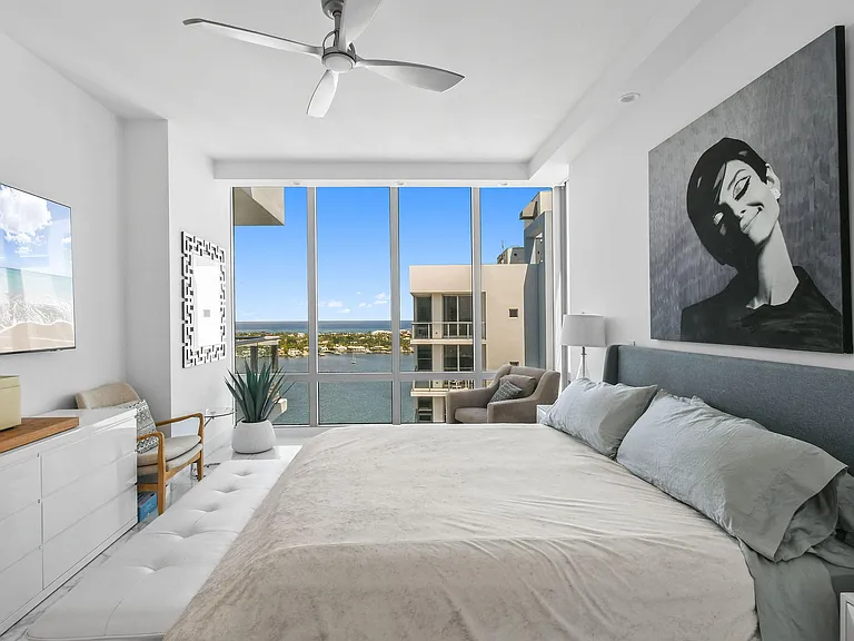 1 Water Club Way #Penthouse 2204 — Photo 13