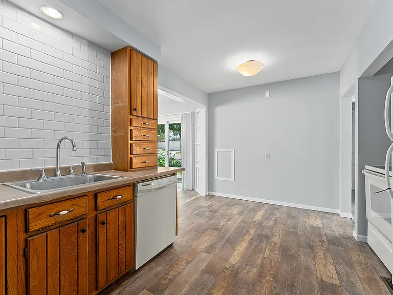 1110 S Main Ave #1MAIN — Photo 20