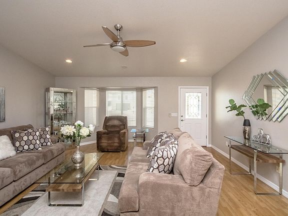 3rd image of 2699 Saratoga Ave
