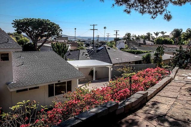 1st image of 5262 Vickie Dr