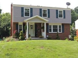 2971 Greenwald Rd, Bethel Park, PA 15102