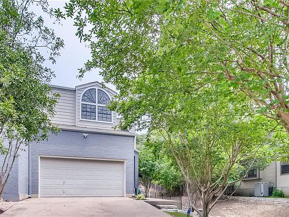 2nd image of 11425B Rustic Rock Dr