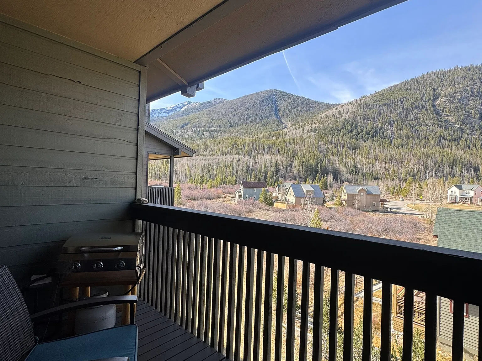 2 bed, 714 sqft, $3,000 — Photo 3