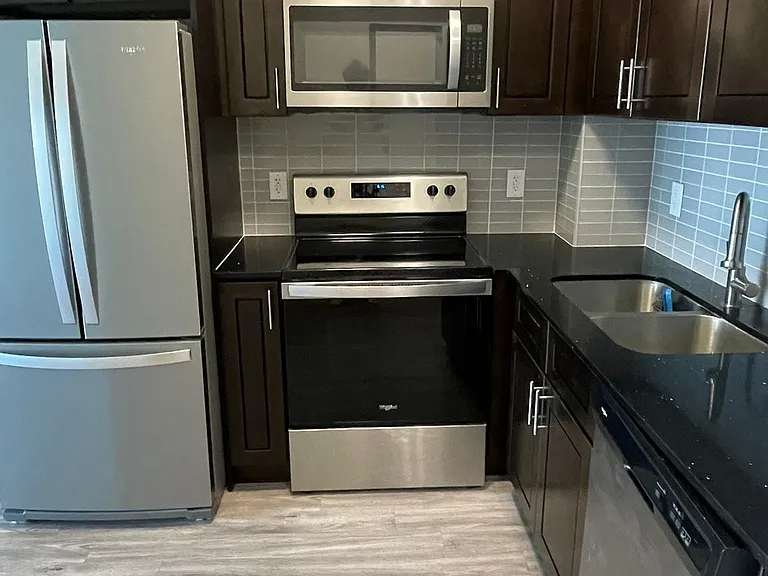128 King St N #1511 — Photo 9