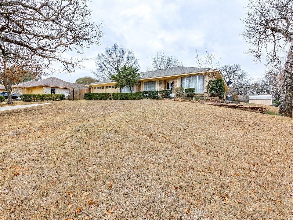 1st image of 506 Hilltop Pl