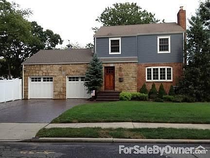1st image of 86 Shinnecock Ave