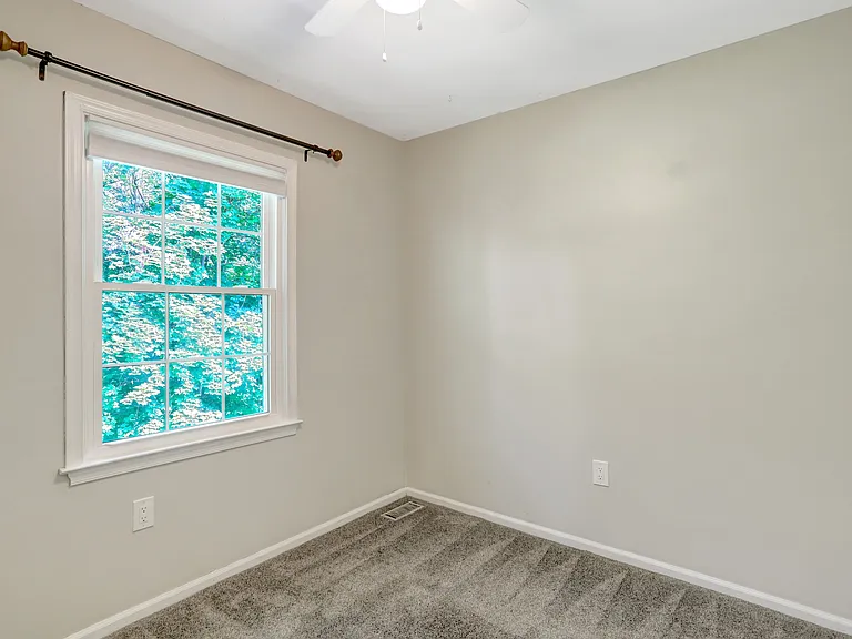 7926 Pebble Brook Ct — Photo 17