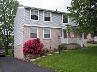 128 Cannon Dr, Greensburg, PA 15601