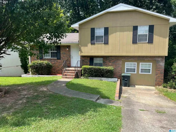 136 Freda Jane Ln, Birmingham, AL 35215