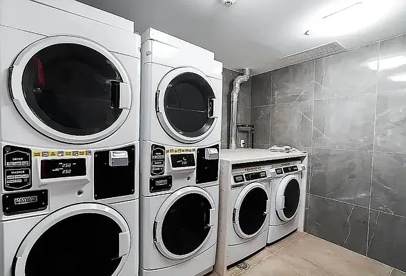 Rented by Highline Residential | media 9