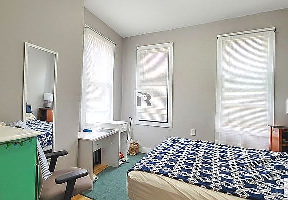 4th image of 219 Central Ave #2B