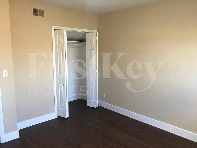 1420 NW 176th Ter — Photo 23