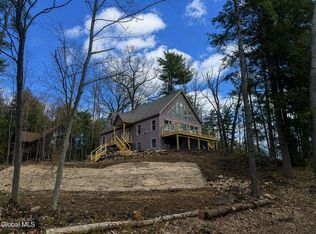6 Middle Rd, Lake George, NY 12845