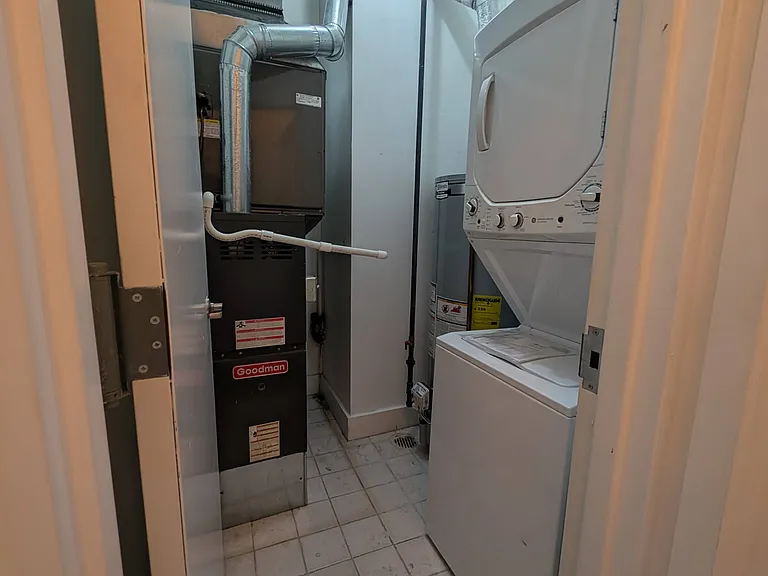 291 Devoe St #3B — Photo 12