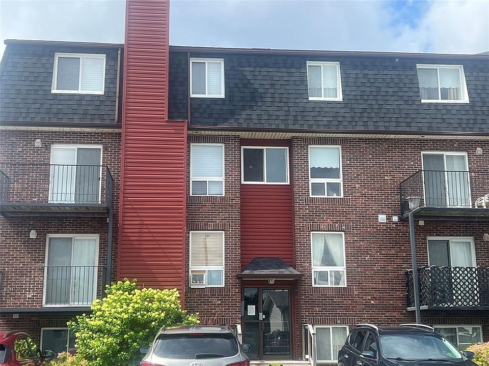 1st image of 20 Lothian Court UNIT 104
